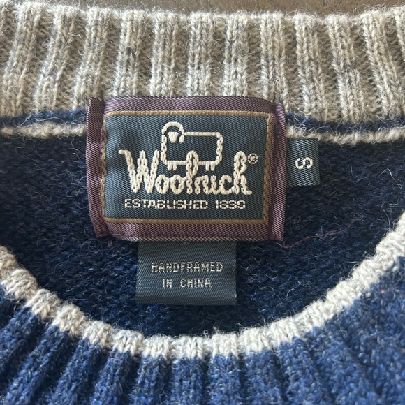Woolrich Blue and White Winter Landscape Sweater - Picture 2 of 10